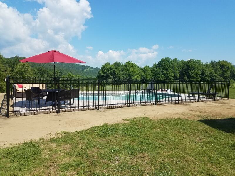 Black iron, decorative pool safeguard fence
